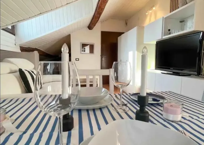 Viale Monza 90 Apartment *