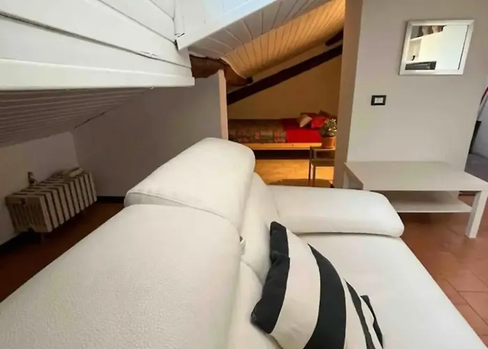Apartment Viale Monza 90 *