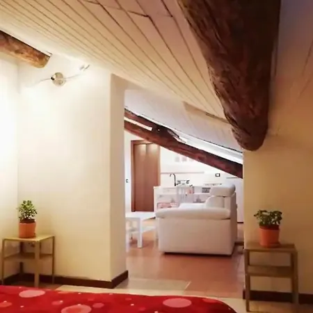 Viale Monza 90 * Milán